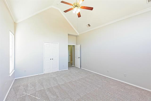 Building Photo - 2405 Hopkins Dr