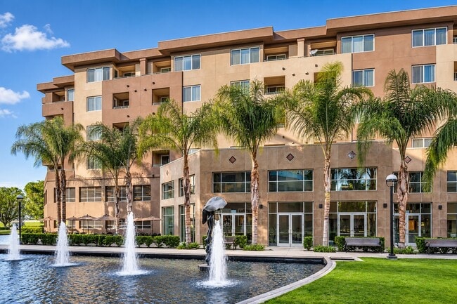 Building Photo - The Pointe