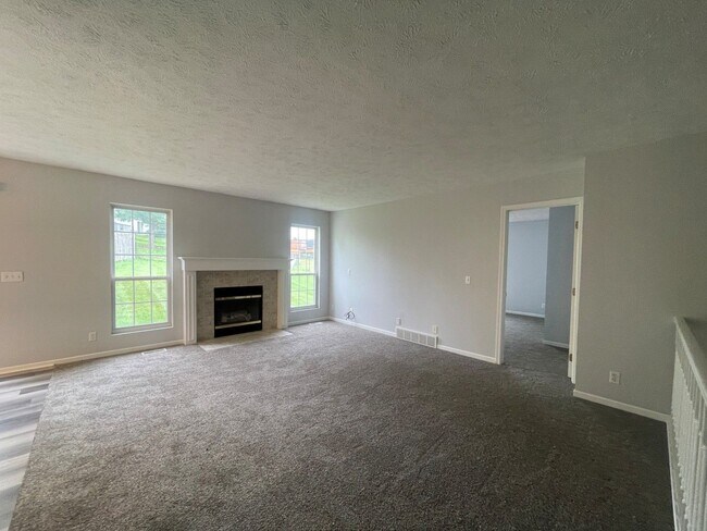 Building Photo - New Home For Rent Bellevue!