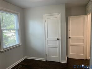 Building Photo - 3324 Meadowbridge Rd