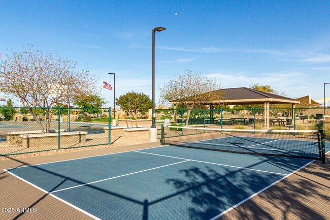 Building Photo - 34924 N Hawley Dr