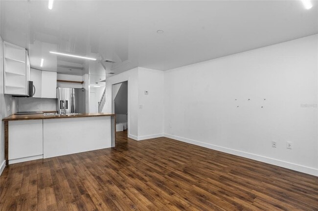 Building Photo - 1645 Windsor Oak Ct