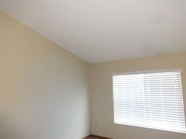 Building Photo - 2650 Willowgate Rd