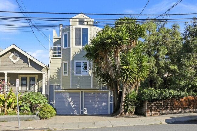 Building Photo - Spacious Two Bedroom Condo in Potrero Hill - Please Contact for Showing Availability!