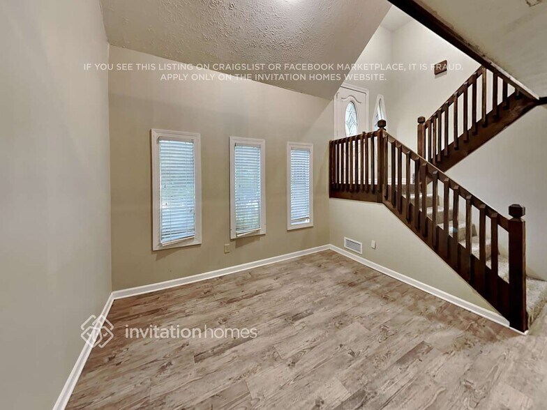 Building Photo - 4162 Jody Ct NE