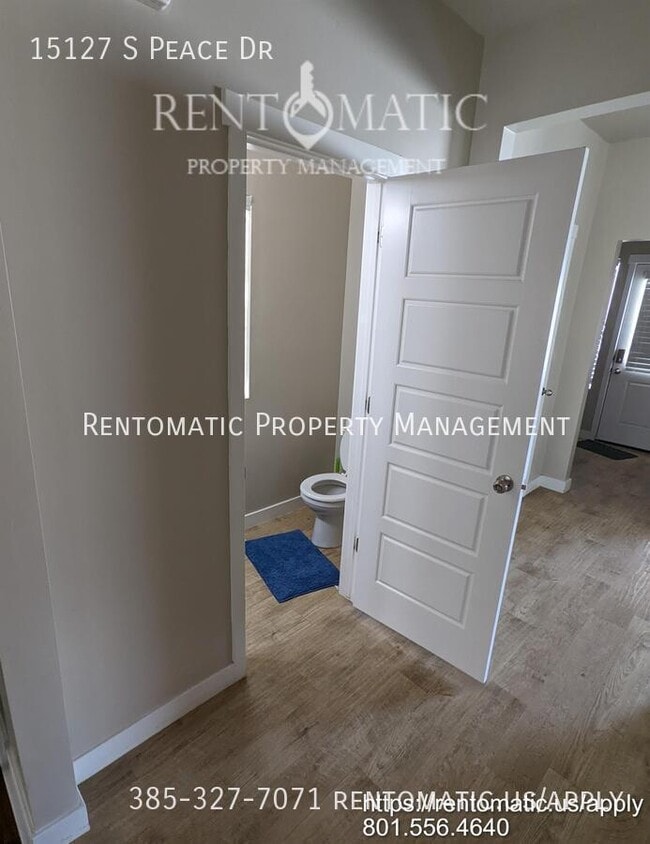 Building Photo - 15127 Peace Dr