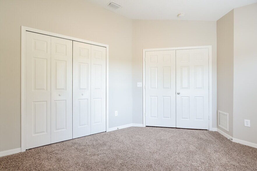 Building Photo - 17407 Garden Heath Ct