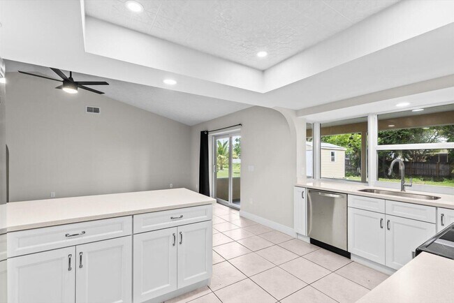 Building Photo - 1799 SW Taurus Ln