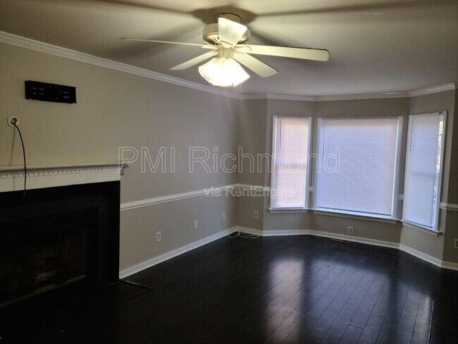 Building Photo - 1500 Tackley Pl