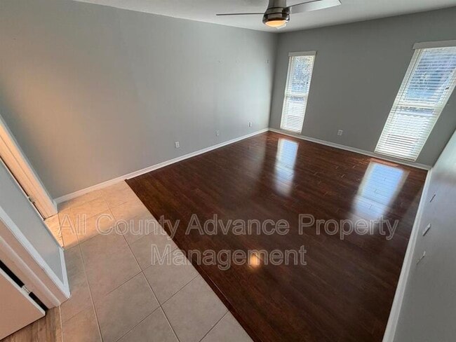 Building Photo - 218 Dogwood Cir