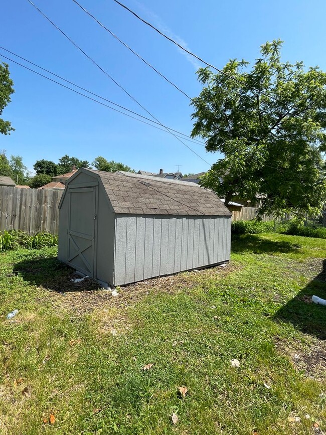 Building Photo - Updated 3 Bedroom 2 Bath Home-Located in Boone, IA