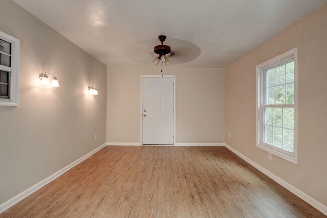 Building Photo - 428 Capeside Dr