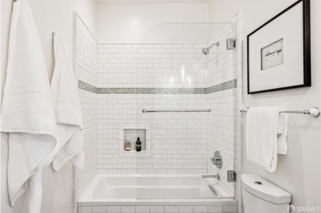 Building Photo - NOB HILL TOWNHOME FOR RENT - $13,000/mo
