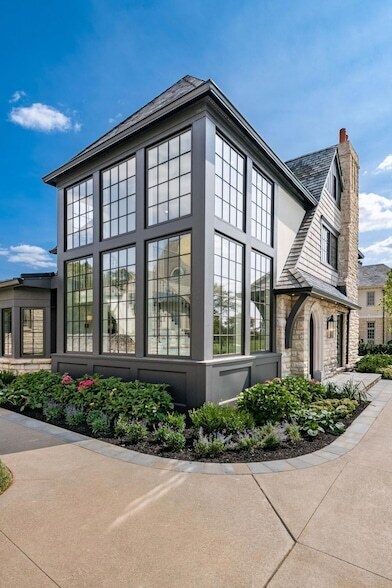 Building Photo - 2252 Club Rd
