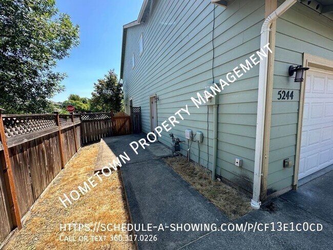 Building Photo - Spacious 4 Bedroom Home in Horizon Pointe!...