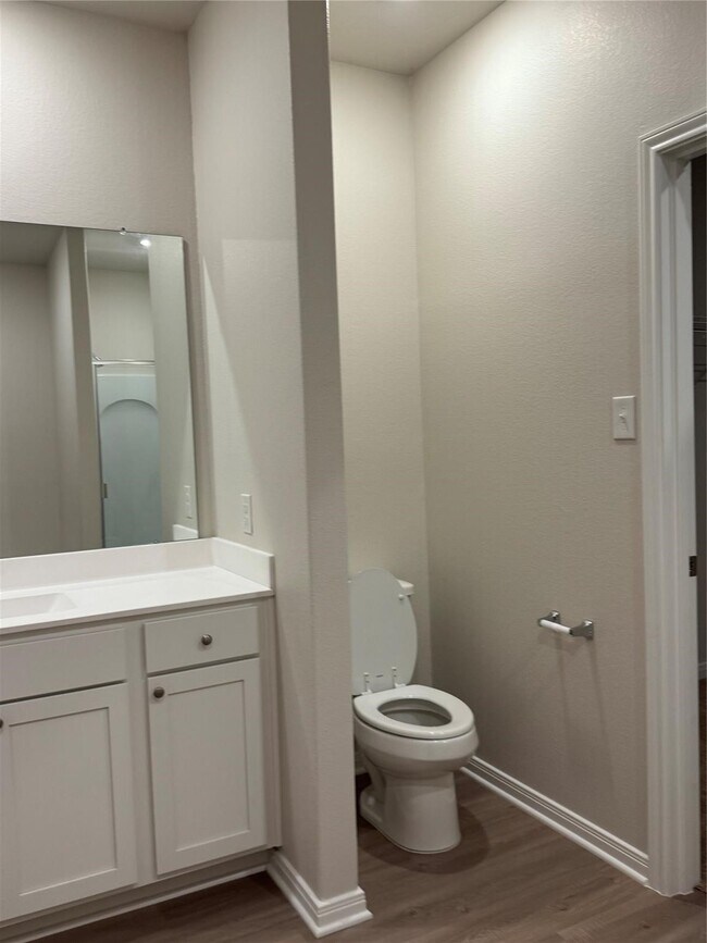 Primary Photo - 401 Mystic Slopes Dr