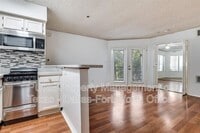 Building Photo - 2311 Basil Dr