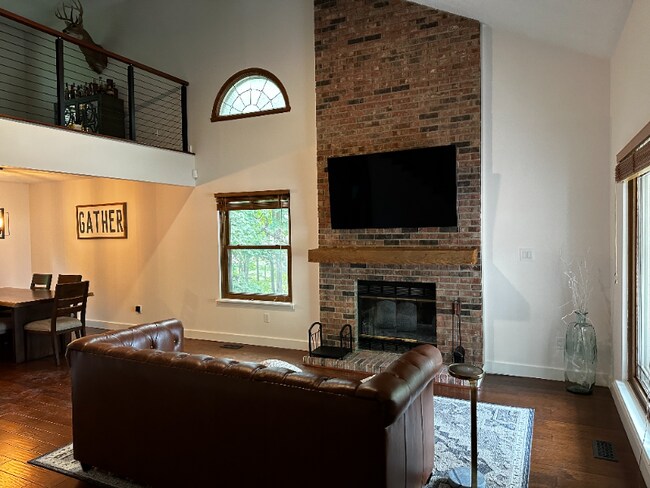 Building Photo - 8413 La Habra Ln