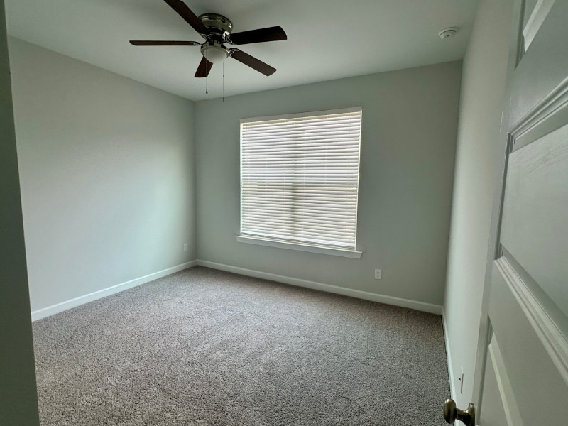 Building Photo - 27 Pansy Pk