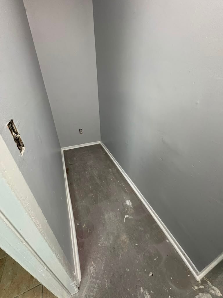 Building Photo - 93 Maple St