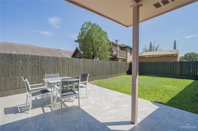 Building Photo - 41 N 15th St