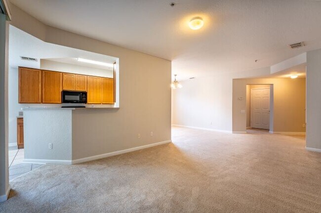 Building Photo - 2679 Metro Sevilla Dr