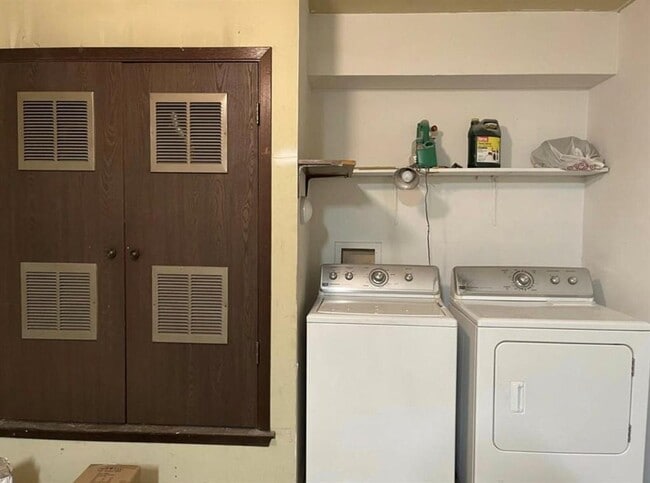 Building Photo - 909 Cripple Creek Dr