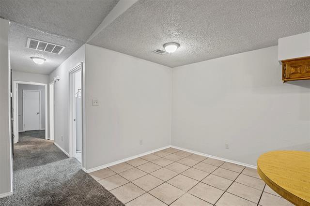 Building Photo - 135 Prairie Creek Cir