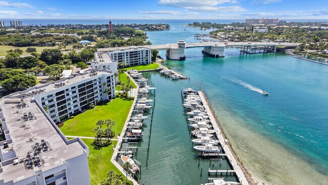 Building Photo - 1748 Jupiter Cove Dr