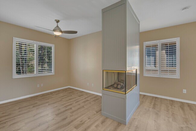 Building Photo - 3183 Dehesa Rd