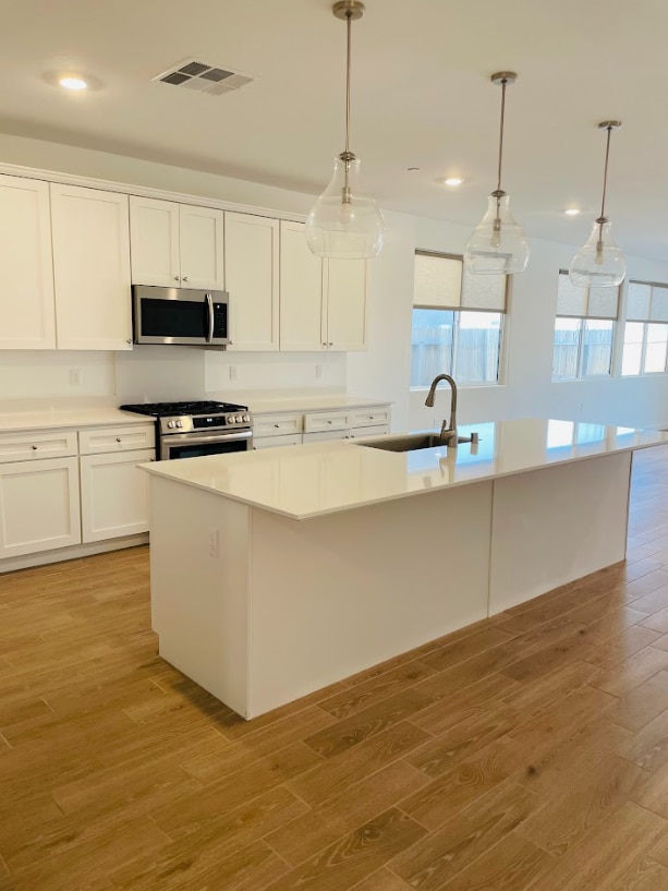 Building Photo - 2365 Pepperdine Dr