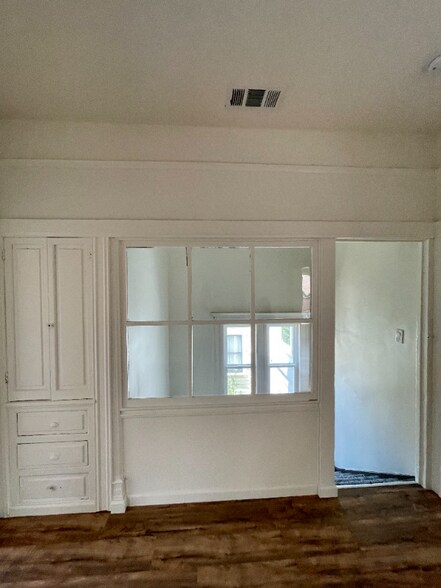 Building Photo - 2243 Dwight Way