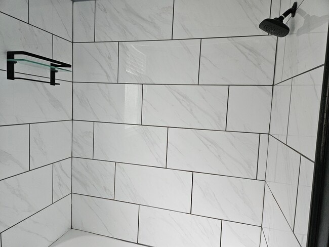 Building Photo - 29 Baker St