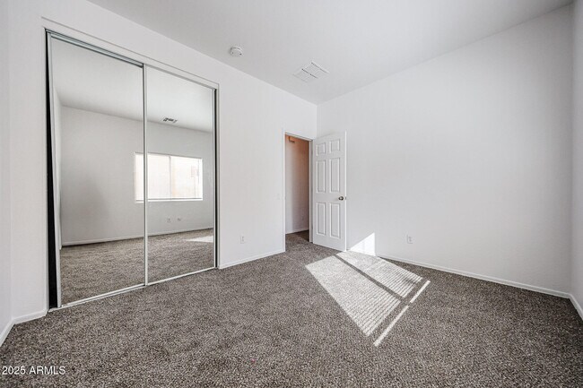 Building Photo - 5318 W Maldonado Rd