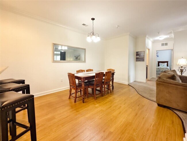 Building Photo - 8010 Tuscany Way