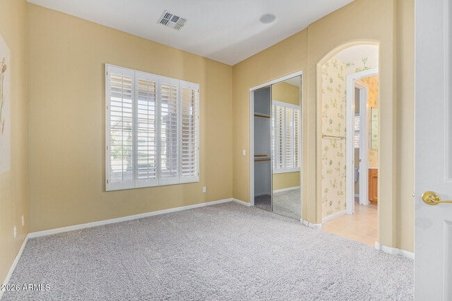 Building Photo - 1687 E Carob Dr