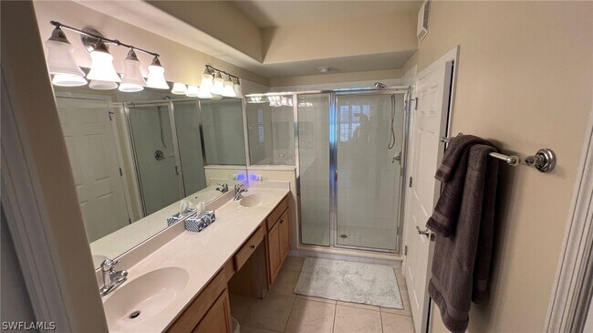 Building Photo - 5705 Mayflower Way