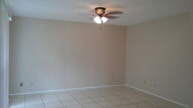 Building Photo - 3300 Prince Edward Island Cir