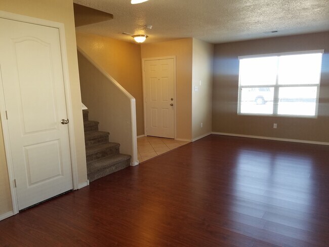 Building Photo - Stunning 5 Bedroom 2 Story Home. Coming soon!