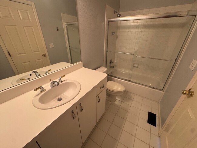 Building Photo - Spacious 4-Bedroom Home Near Sloan's Lake & Broncos Stadium