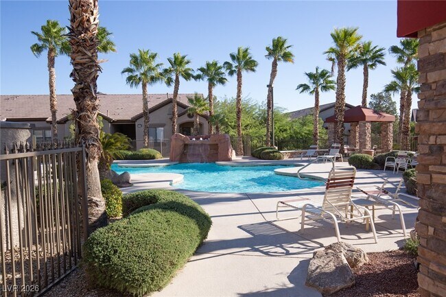 Building Photo - 8250 N Grand Canyon Dr