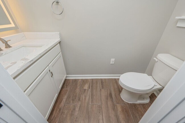 Building Photo - NEW Construction for Rent!!  IDEAL location on the edge of town!