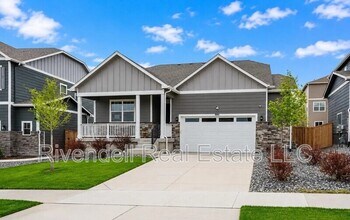Building Photo - 13998 Shasta Daisy St
