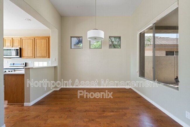 Building Photo - 7105 E Sleepy Owl Way