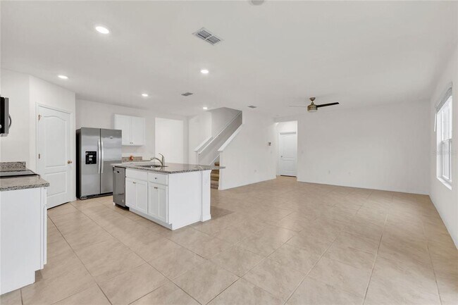 Building Photo - 641 Talisi Lp