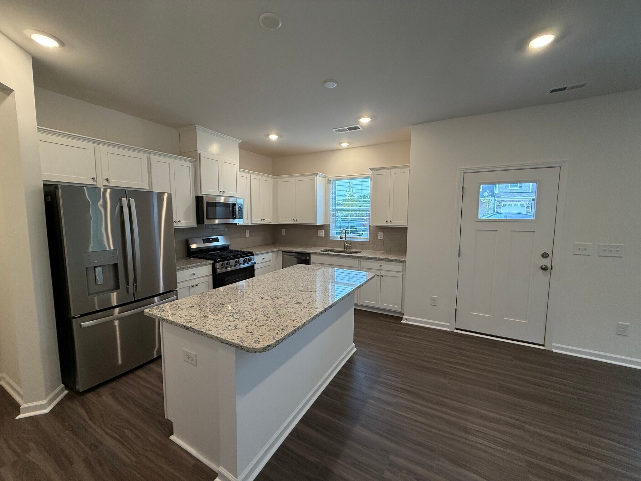 Building Photo - 3238 Lilac Grove Dr