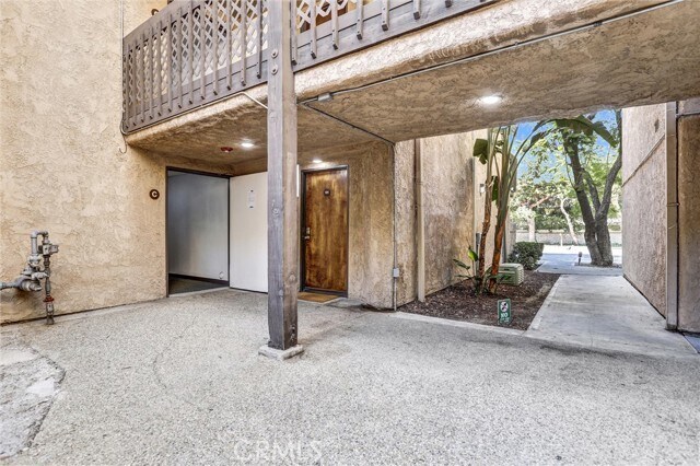 Building Photo - 22100 Burbank Blvd