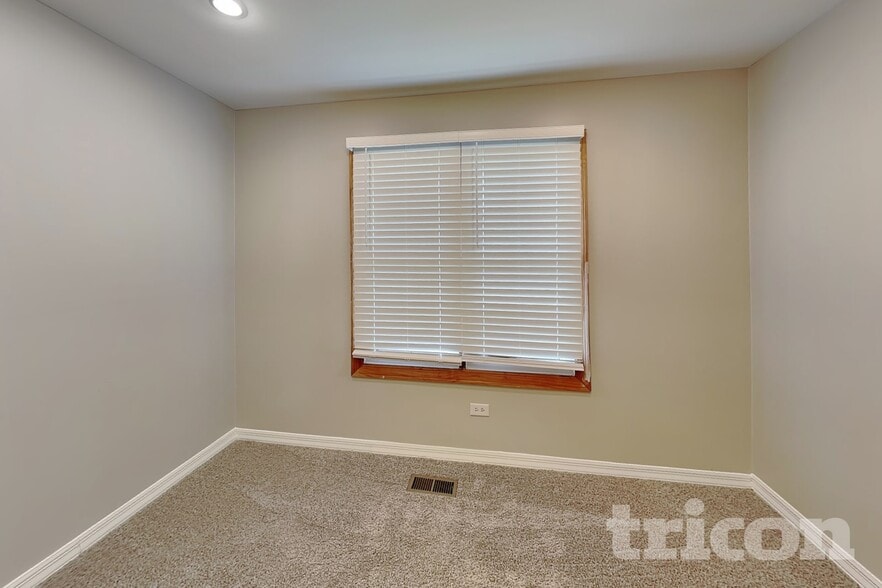 Building Photo - 2513 Ruth Fitzgerald Dr
