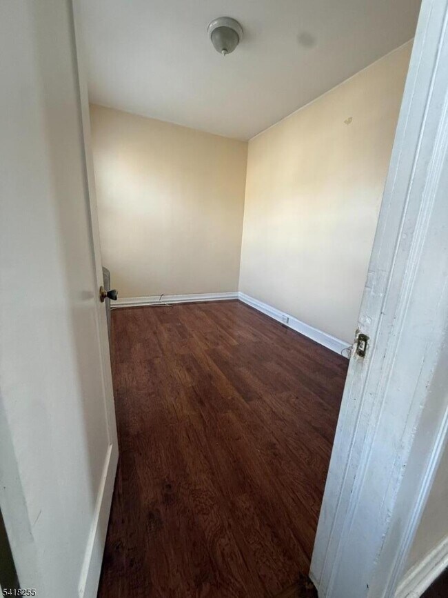 Building Photo - 486 Stuyvesant Ave.