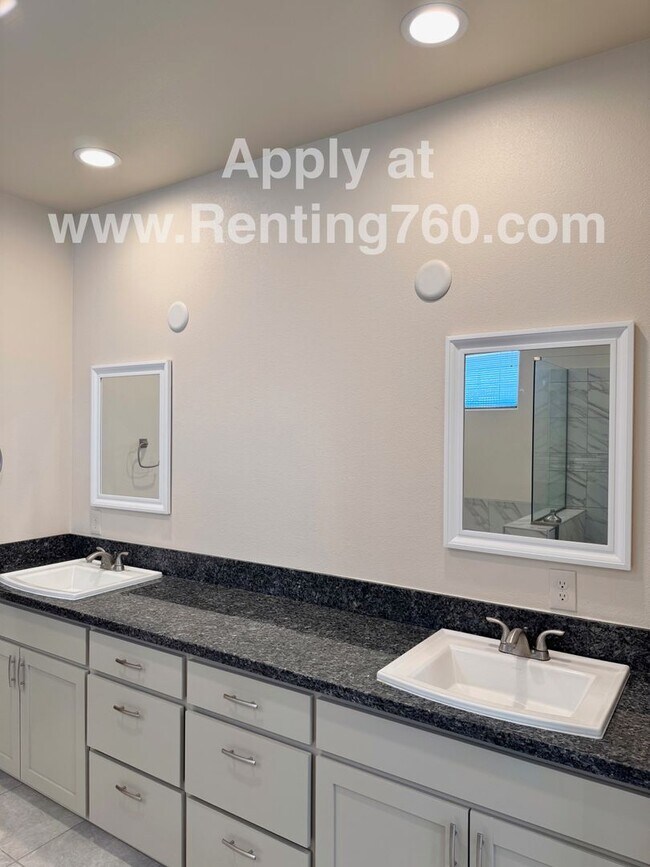 Building Photo - Incredible 4 Bed 3 Bath Home In Sage Estates!!!